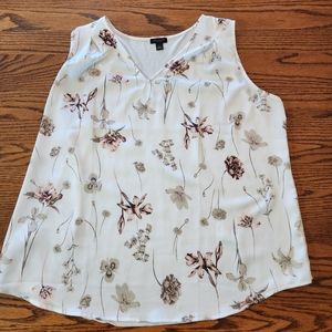 Ann Taylor Factory Sleeveless Blouse. Size XL.
